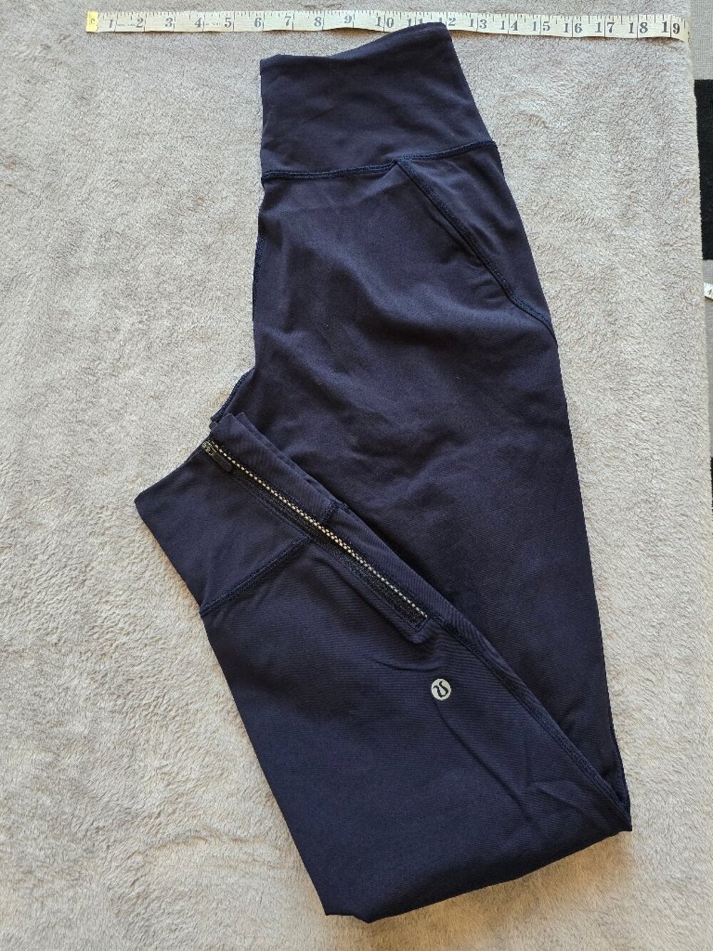 lululemon leggings size 4